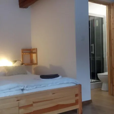 Dom W Gorach Przy Szlaku Bystra (Zywiec)